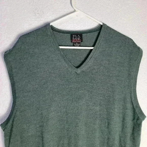 Jos A Bank XL Green Morino Wool Vest - Picture 4 of 6